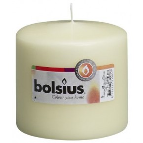 8 Pillar Candles (100mm x 100mm) – Ivory